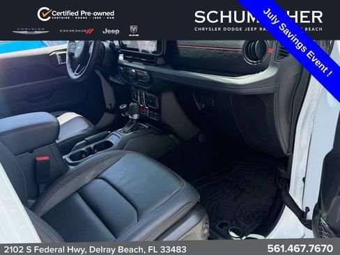 Used 2025 Jeep Wrangler Unlimited Rubicon w/ Safety Group AWD/4WD image 17
