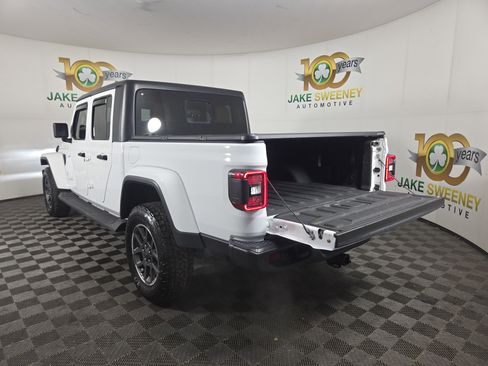 Used 2020 Jeep Gladiator Overland image 31