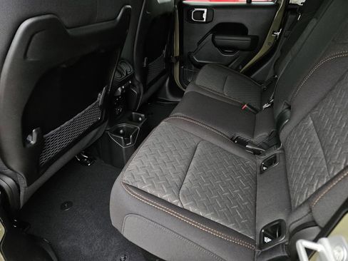 New 2026 Jeep Gladiator Mojave image 12