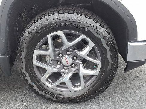 Used 2024 GMC Sierra 1500 SLT w/ SLT Premium Plus Package image 7