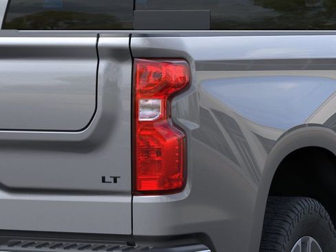 New 2026 Chevrolet Silverado 1500 LT w/ Z71 Off-Road Package AWD/4WD image 11