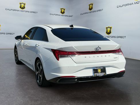 Used 2023 Hyundai Elantra Limited FWD image 7
