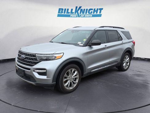 Used 2020 Ford Explorer XLT w/ Equipment Group 202A image 1