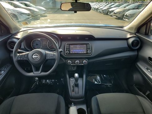 Used 2024 Nissan Kicks S FWD image 9