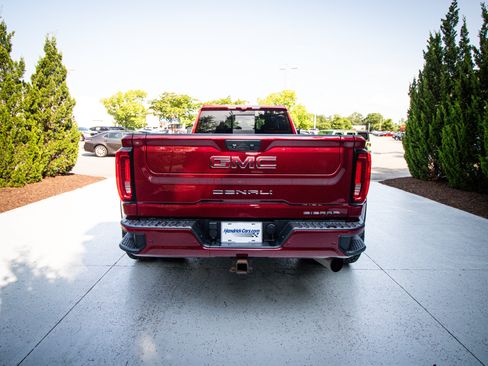 Used 2020 GMC Sierra 3500 Denali w/ Denali Ultimate Package AWD/4WD image 9