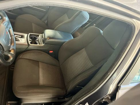 Used 2023 Dodge Charger GT w/ Technology Group RWD image 19