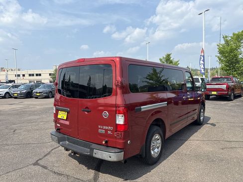 Used 2016 Nissan NV 3500 SL RWD image 6