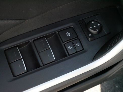 Certified 2025 Toyota RAV4 XLE AWD/4WD image 19