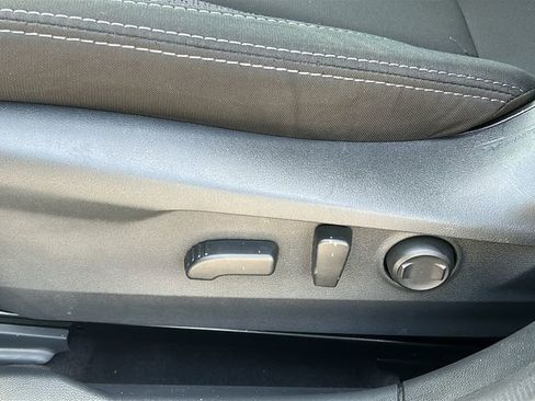 Certified 2025 Subaru Outback Premium AWD/4WD image 11