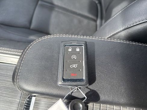 Used 2024 Jeep Wagoneer L Series II w/ Flexible Seating Group image 65