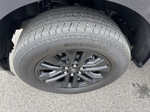 Certified 2025 Ford F150 Lariat AWD/4WD image 3