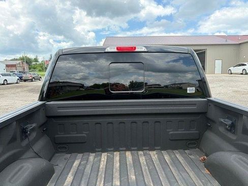 Used 2019 Ford F150 Lariat w/ Equipment Group 502A Luxury AWD/4WD image 6