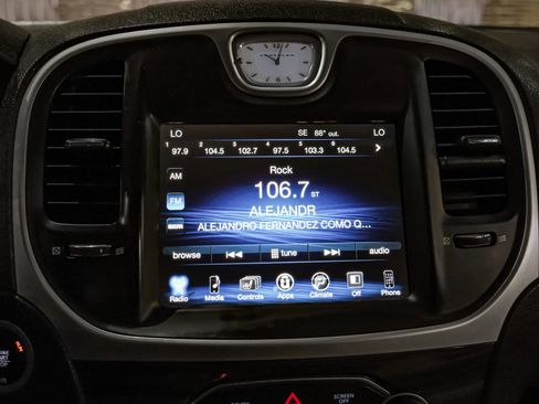 Used 2020 Chrysler 300 Touring L w/ Quick Order Package 2EF image 23