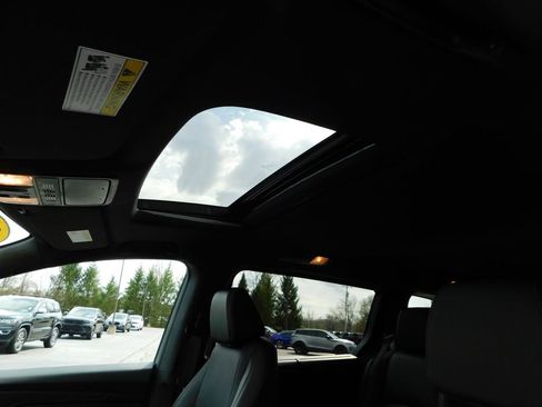 Used 2025 Honda Odyssey Sport-L image 12