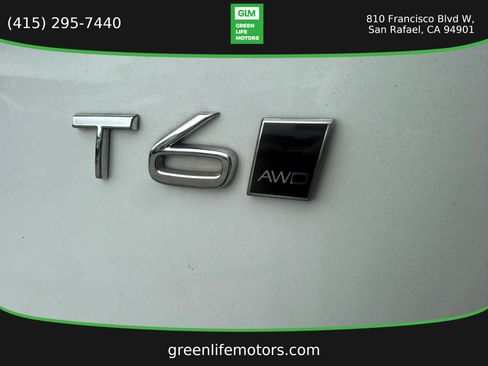 Used 2016 Volvo XC90 T6 Momentum w/ Momentum Plus Package AWD/4WD image 4
