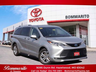 Used 2023 Toyota Sienna Platinum