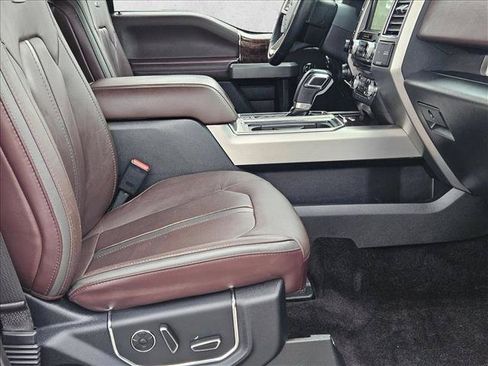 Used 2016 Ford F150 Platinum w/ Equipment Group 701A Luxury RWD image 19
