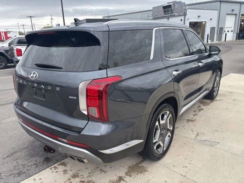 Used 2024 Hyundai Palisade Limited AWD/4WD image 11