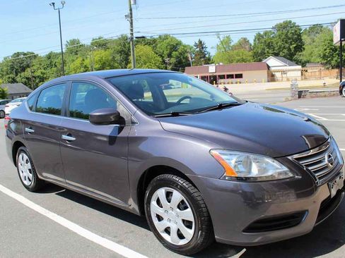 Used 2015 Nissan Sentra SV FWD image 3