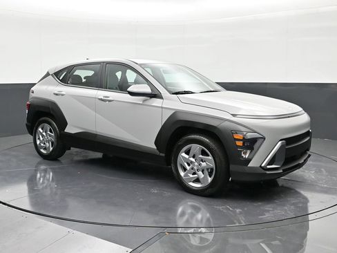 Used 2026 Hyundai Kona SE image 7