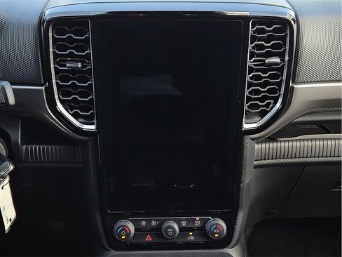 New 2025 Ford Ranger XLT w/ Equipment Group 301A High image 11