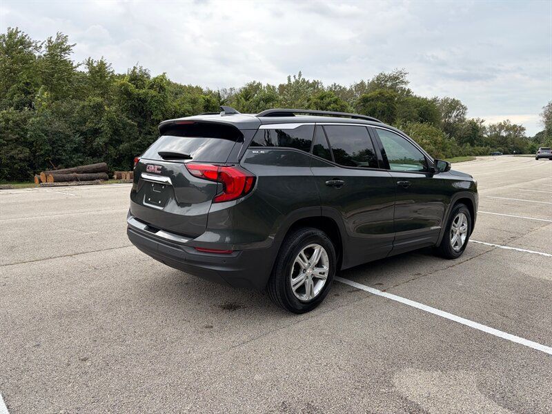 Used 2019 GMC Terrain SLE w/ Driver Convenience Package FWD image 5