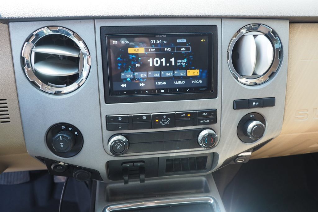 Used 2015 Ford F250 XLT w/ Camper Package AWD/4WD image 23