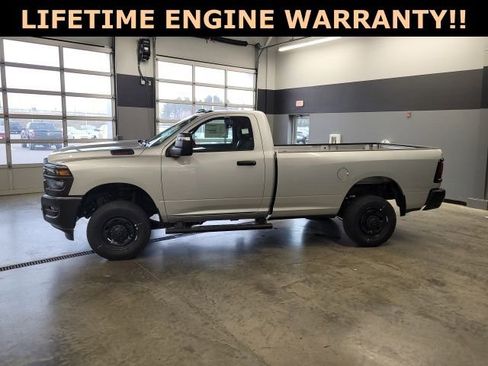 New 2026 RAM 2500 Tradesman AWD/4WD image 6