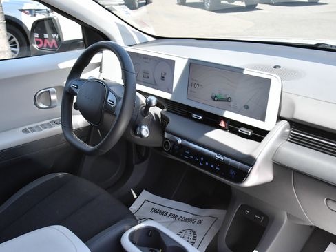 Used 2024 Hyundai Ioniq 5 SE RWD image 45