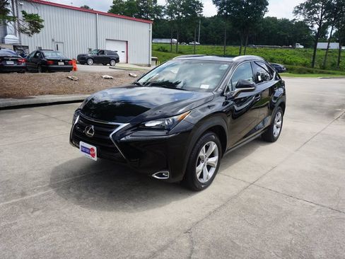 Used 2017 Lexus NX 200t FWD w/ Premium Package image 23