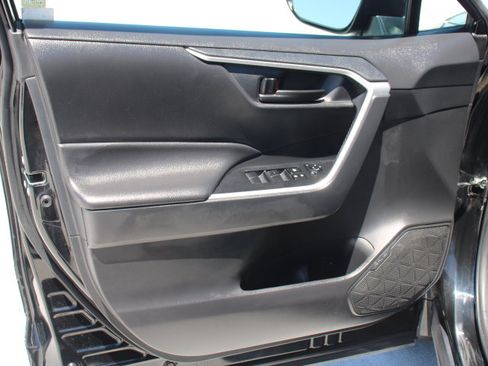 Certified 2024 Toyota RAV4 LE FWD image 10