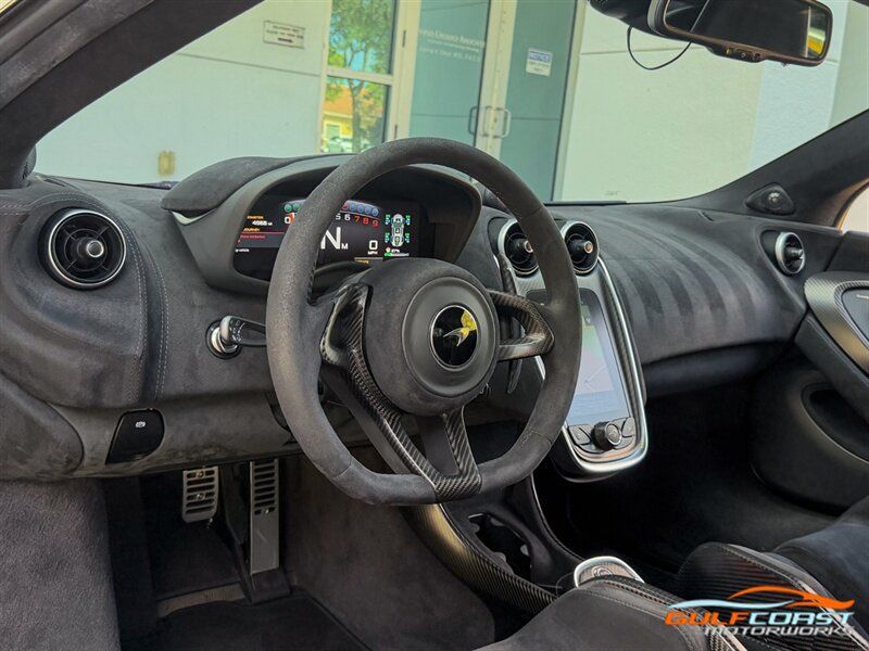 Used 2019 McLaren 600LT RWD image 14