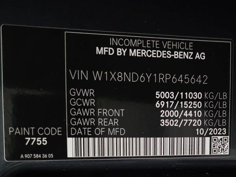 Used 2024 Mercedes-Benz Sprinter 3500 image 37