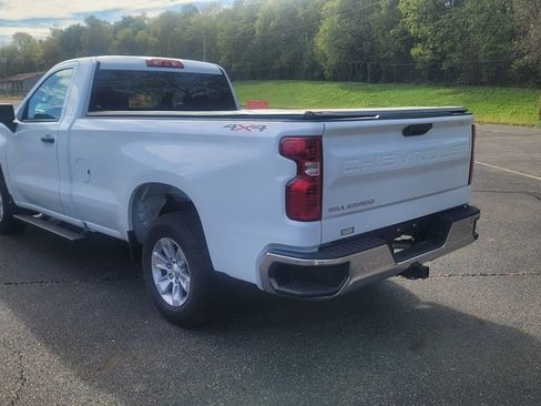 Used 2025 Chevrolet Silverado 1500 W/T w/ WT Value Package image 9