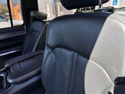 Used 2022 Jeep Grand Wagoneer Series II image 27