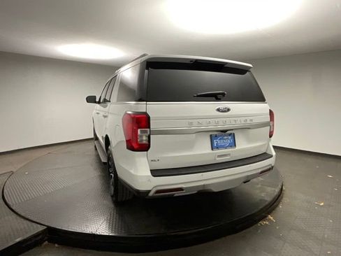 Used 2024 Ford Expedition XLT image 5