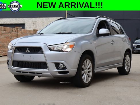 Used 2011 Mitsubishi Outlander Sport SE FWD image 1