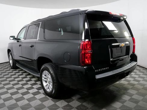 Used 2018 Chevrolet Suburban LT AWD/4WD image 30