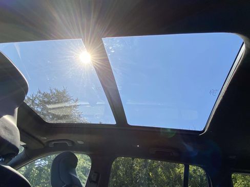 New 2025 Jeep Grand Cherokee Summit image 14