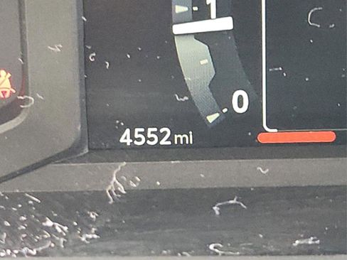 Certified 2025 Toyota Tacoma SR5 image 22