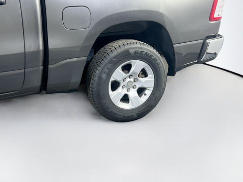 Used 2023 RAM 1500 Big Horn AWD/4WD image 29