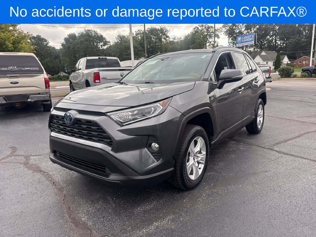 Used 2020 Toyota RAV4 XLE w/ Convenience Package AWD/4WD image 2