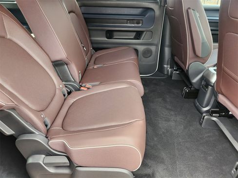 New 2025 Volkswagen ID. Buzz Pro S image 17