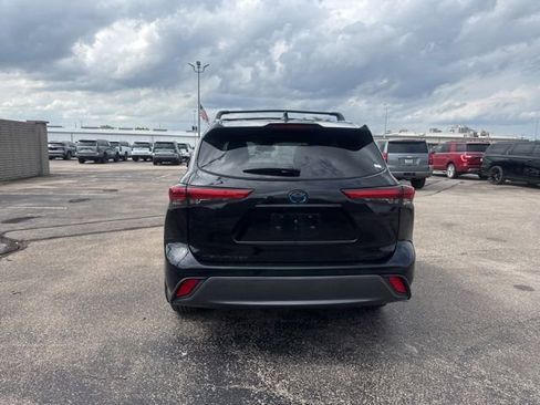 Used 2022 Toyota Highlander Limited AWD/4WD image 6