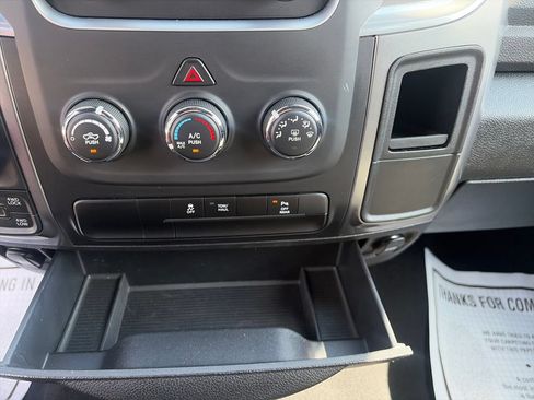 Used 2024 RAM 1500 Warlock AWD/4WD image 18