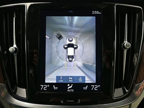 Used 2020 Volvo S60 T5 Momentum FWD image 17