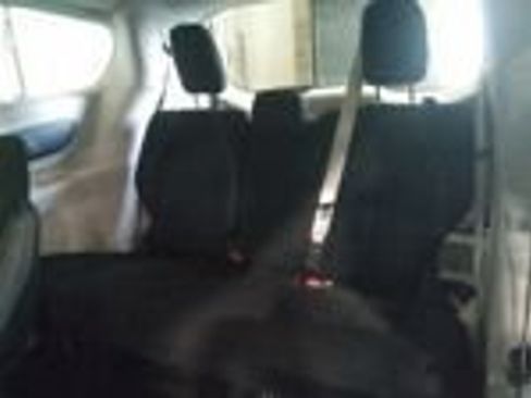 Used 2023 Chrysler Voyager LX FWD image 11