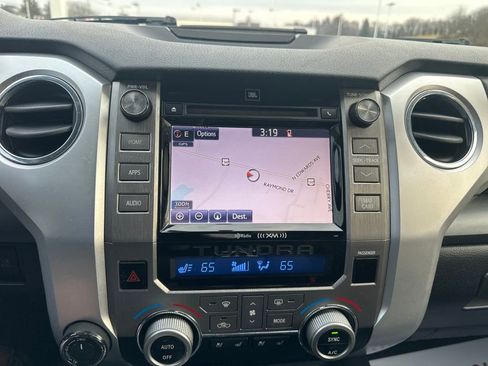 Used 2014 Toyota Tundra Platinum image 23