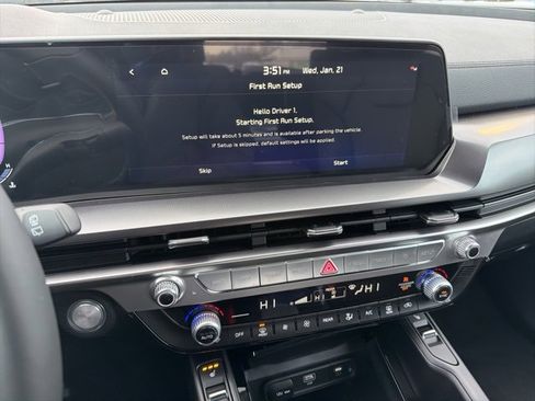 New 2025 Kia Telluride S image 15