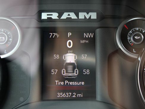 Used 2024 RAM 2500 Big Horn w/ Bed Utility Group AWD/4WD image 23